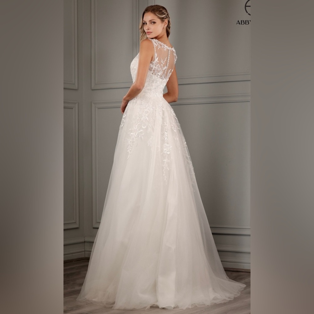 🚨 LAST CALL BRIDAL SALE! LISTINGS WILL BE DELETED MAY 3rd. MOVING TO NEW WEBSITE